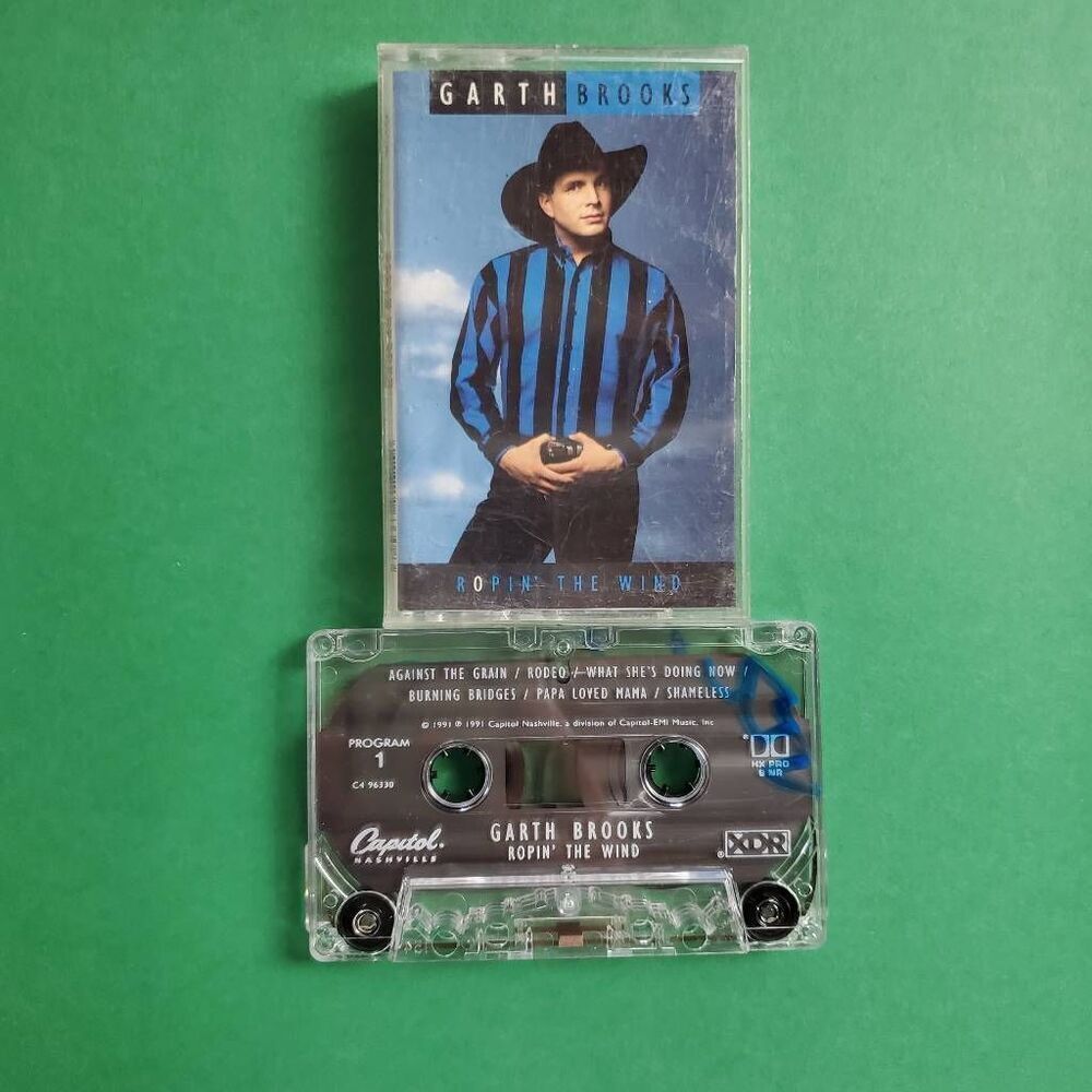 Garth Brooks Ropin’ the Wind Cassette 1991 Capitol